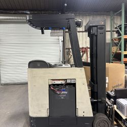 Forklift