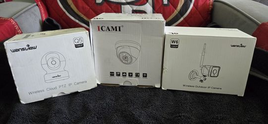 Brand New In Box Wireless Security Camera Bundle