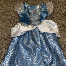  Cinderella Disney Princess Dress (size 4-6x) 