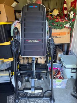 MUST HAVE BASE ACCESS TO JBLM IRONMAN Infrared Heat Therapy Inversion Table   Barely Used. Great Condition.  Works Good.