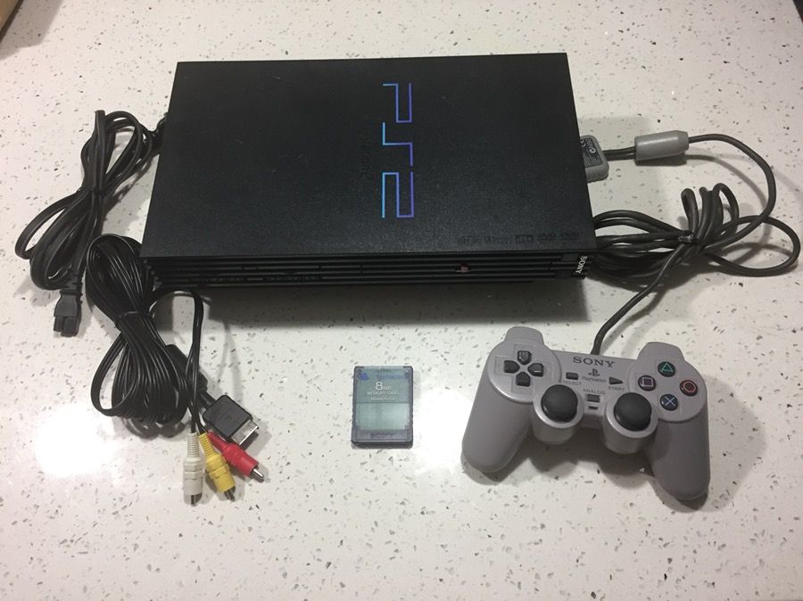 Sony Playstation 2 model SCPH-39001 Fat PS2 Bundle