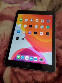 Apple iPad 5th Generation 32GB Wifi Tablet