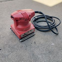 Milwaukee Sander