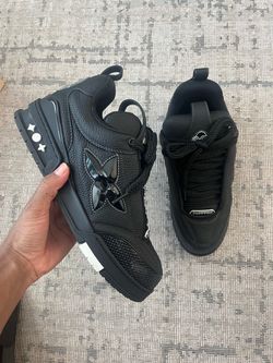 Louis Vuitton sneakers black men’s 10