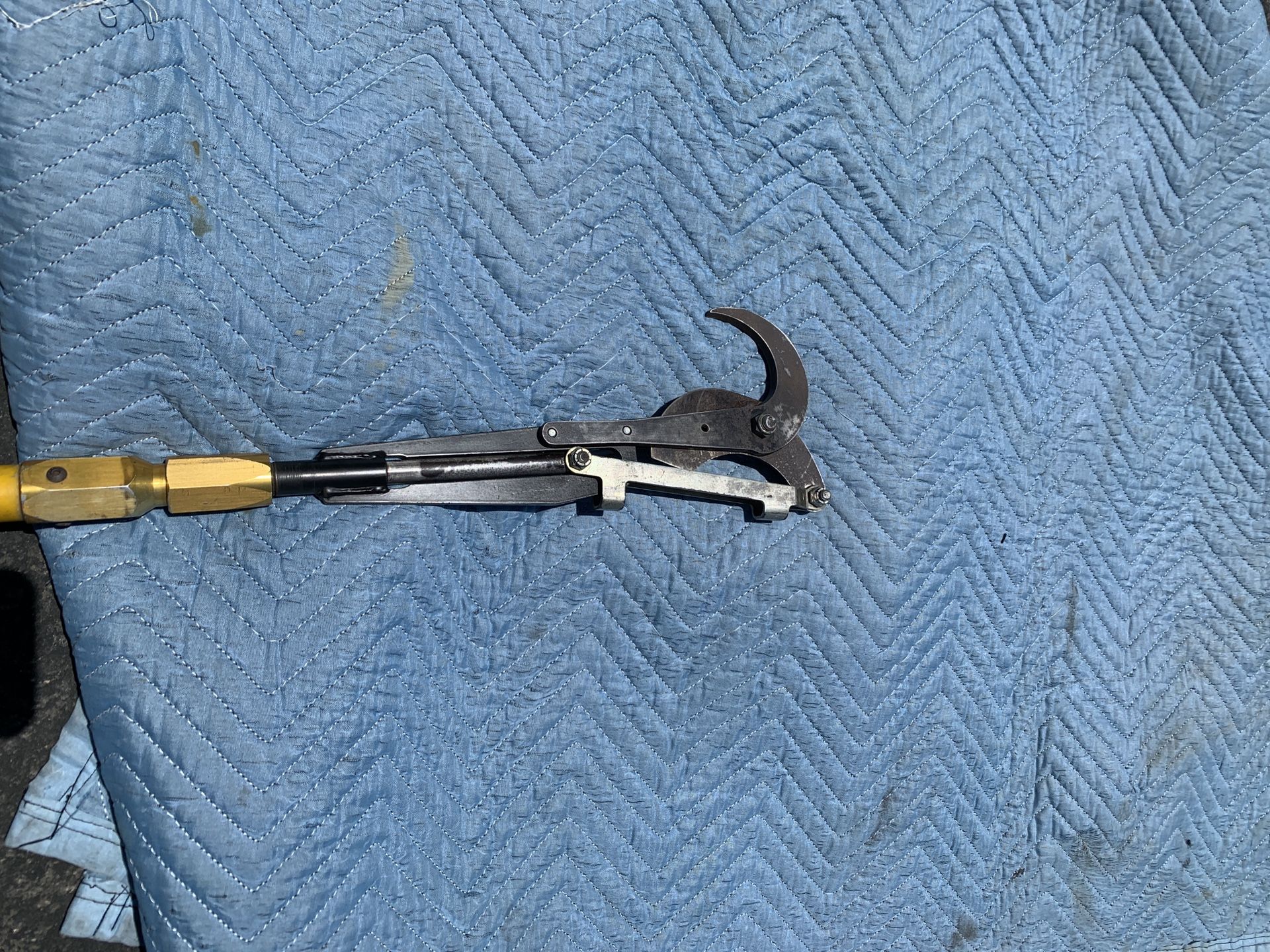Fairmont hydraulic pole chain saw and pruner. OBO, Trade for Sale in