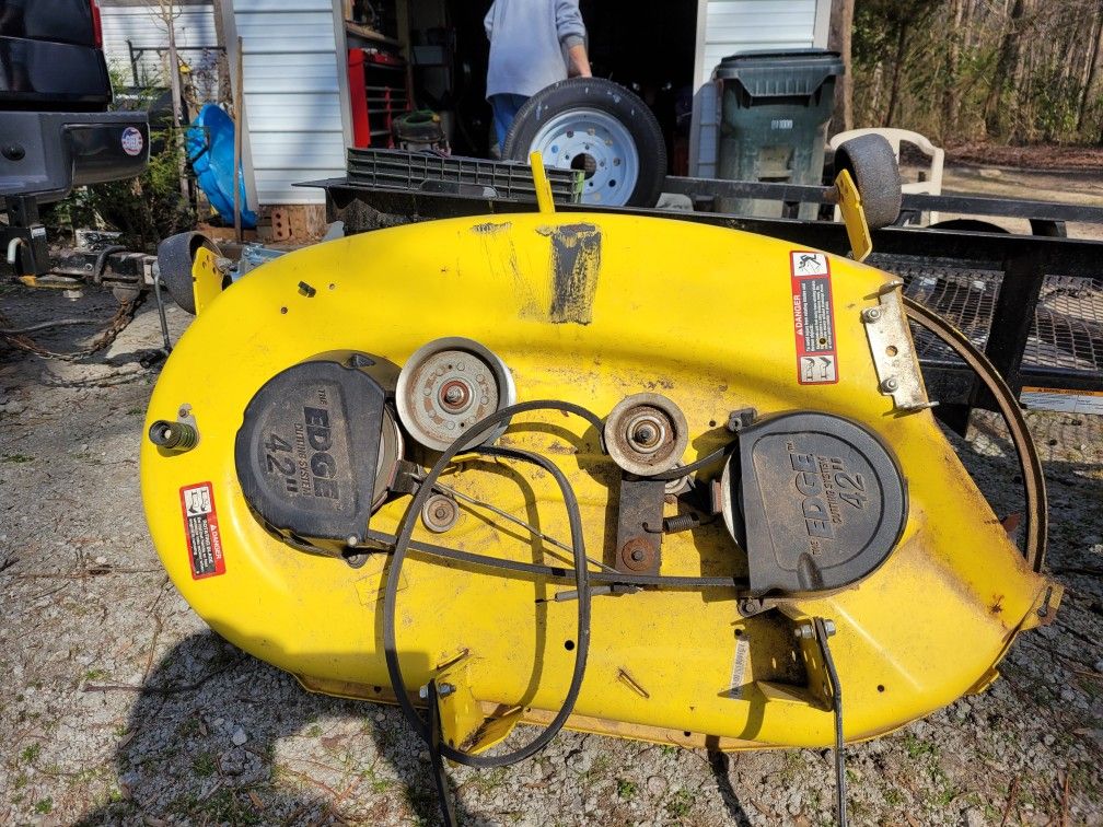 John Deere 42 Inch Deck for Sale in New Bern, NC OfferUp