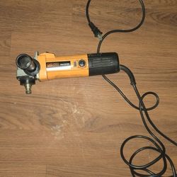 Chicago Electric 4 1/2" Heavy Duty Angle
Grinder Corded