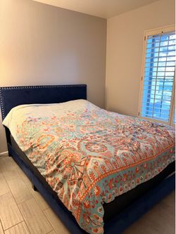 Bed Frame (Queen)