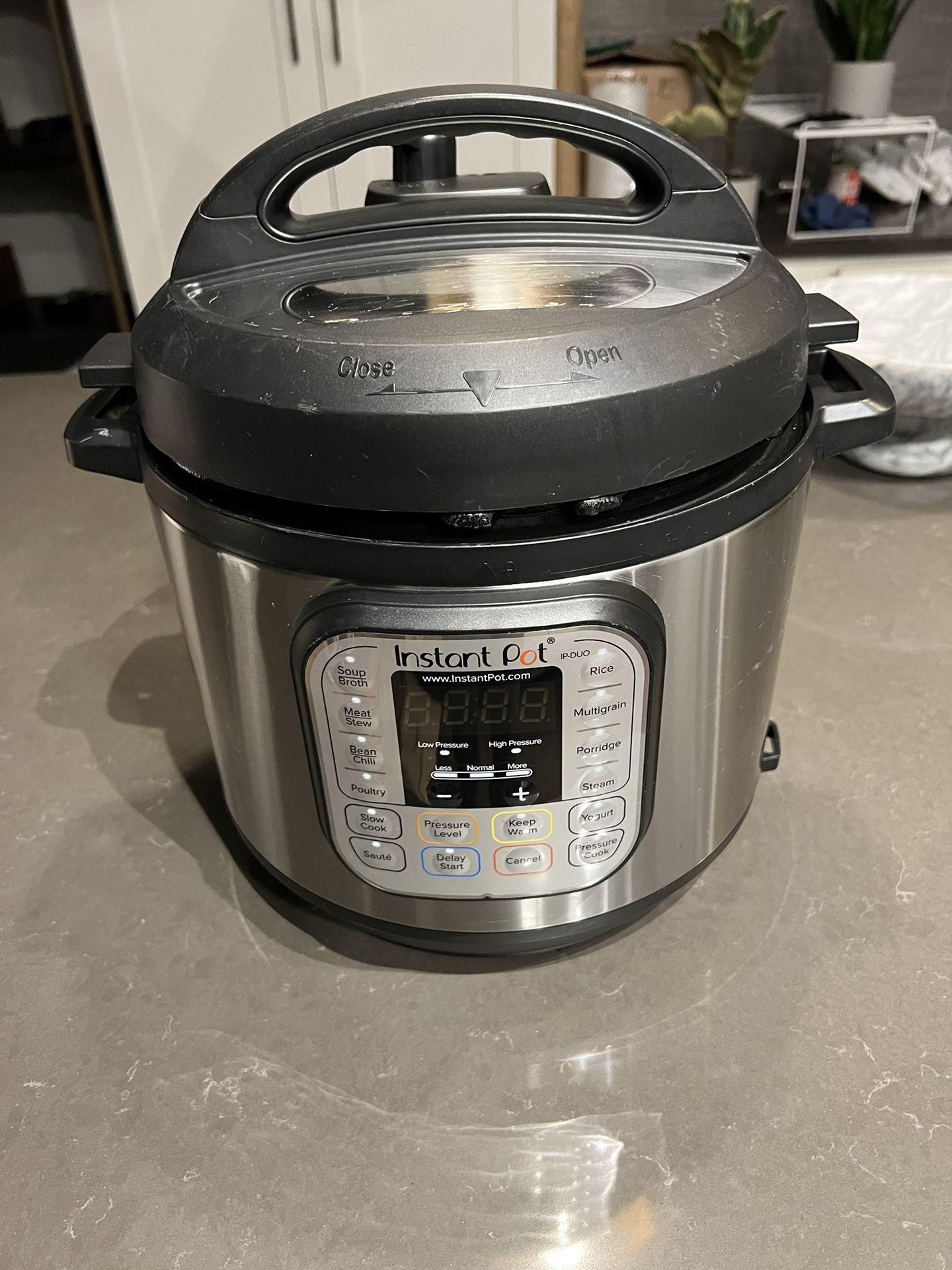 Instant Pot Duo series (Includes all accessories)