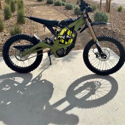Surron-Light BeeX 2025 Green