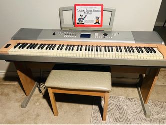 Yamaha Piano with Stool/Chair