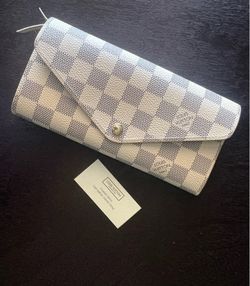 Louis Vuitton Sarah Wallet