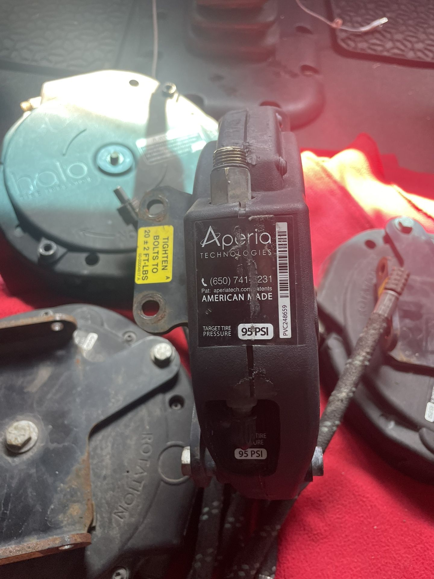 Aperia Halo Semi Truck Tire inflator Set