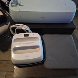 Cricut Maker 3 & Cricut HeatPress (Lightly Used)