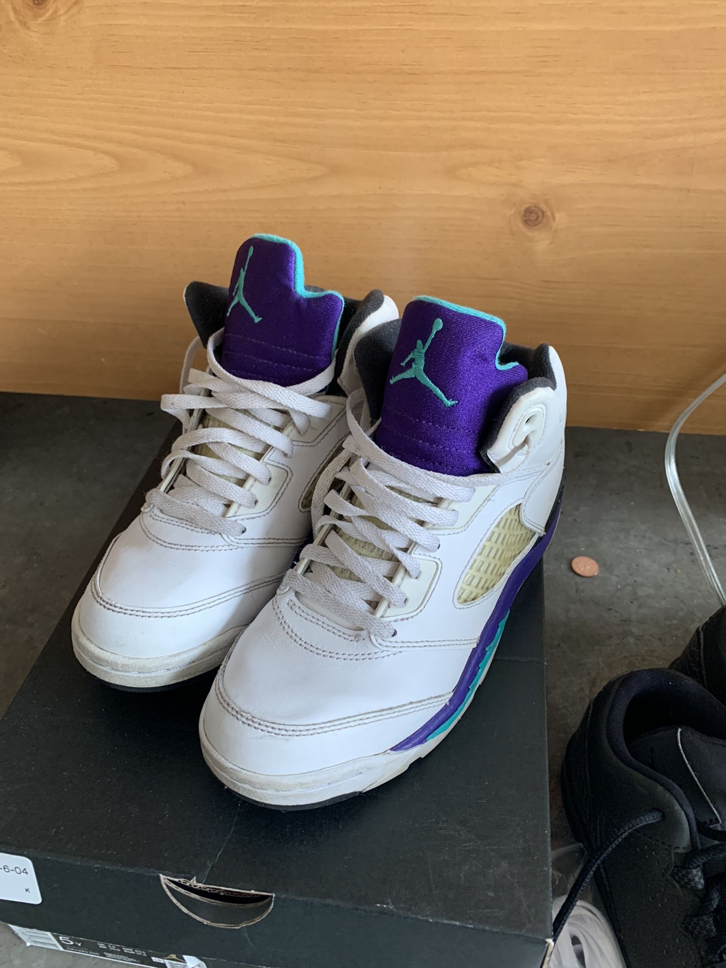 Youth Boys Shoes Willing To Consider All Offers