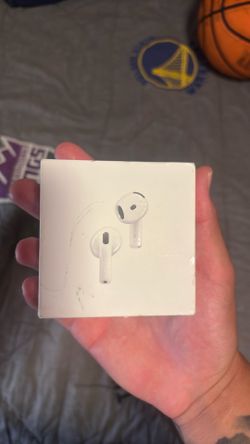 AirPods 4