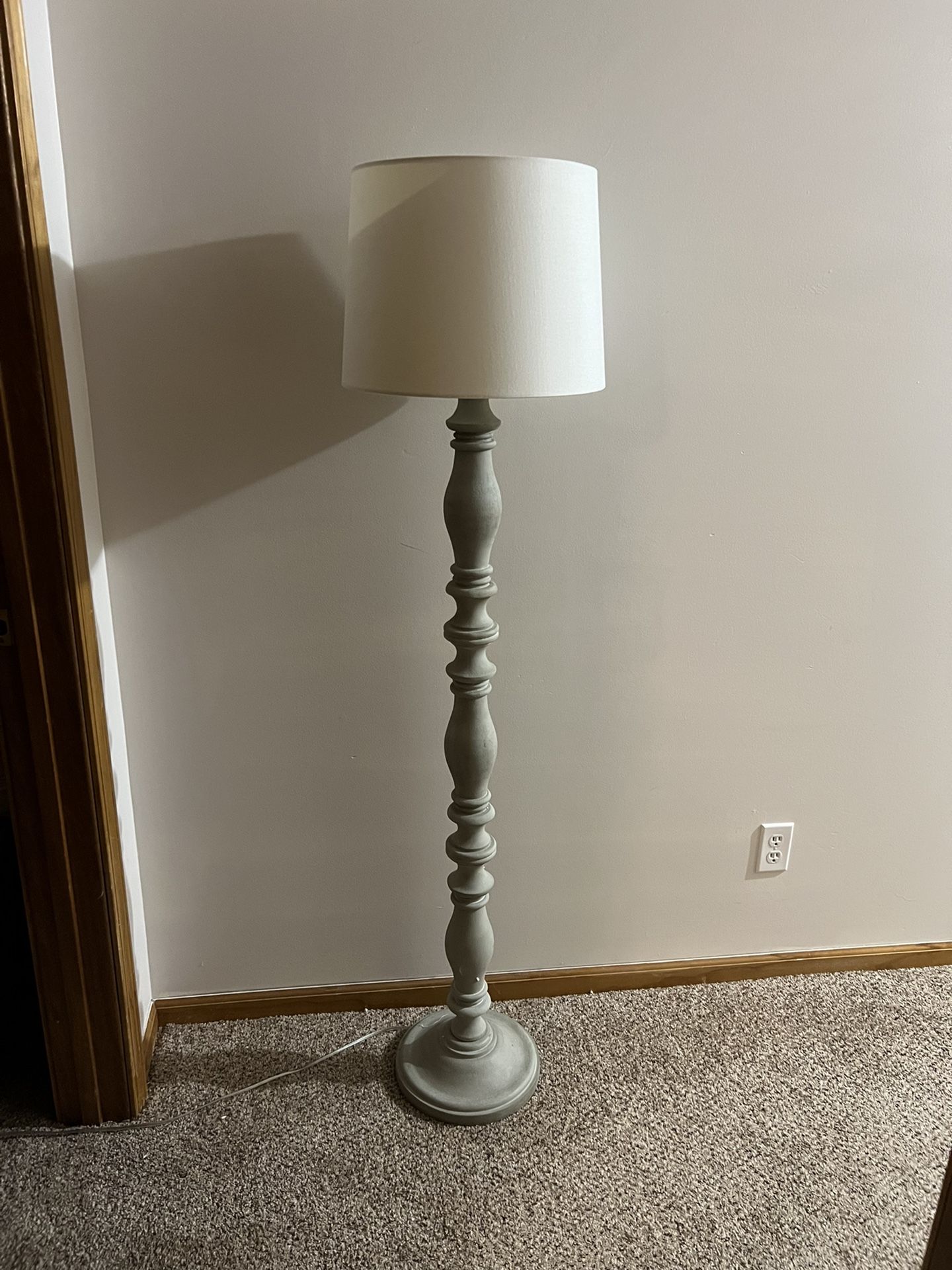 Floor Lamp 