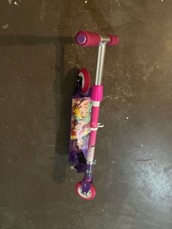 Girl scooter