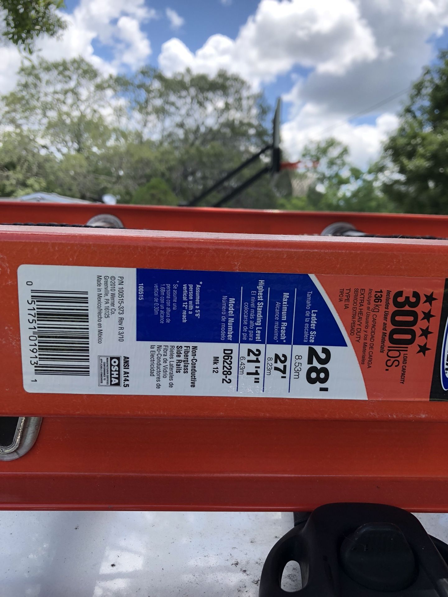 Werner D6228-2. Type IA Fiberglass Extension Ladder