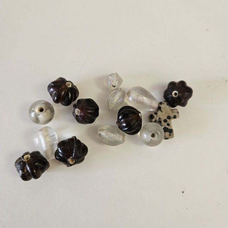 Mixed Bead Set in Dark Brown and Clear And A Cross, NWOT. 14 PCS.