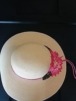 Sombrero para mujer.