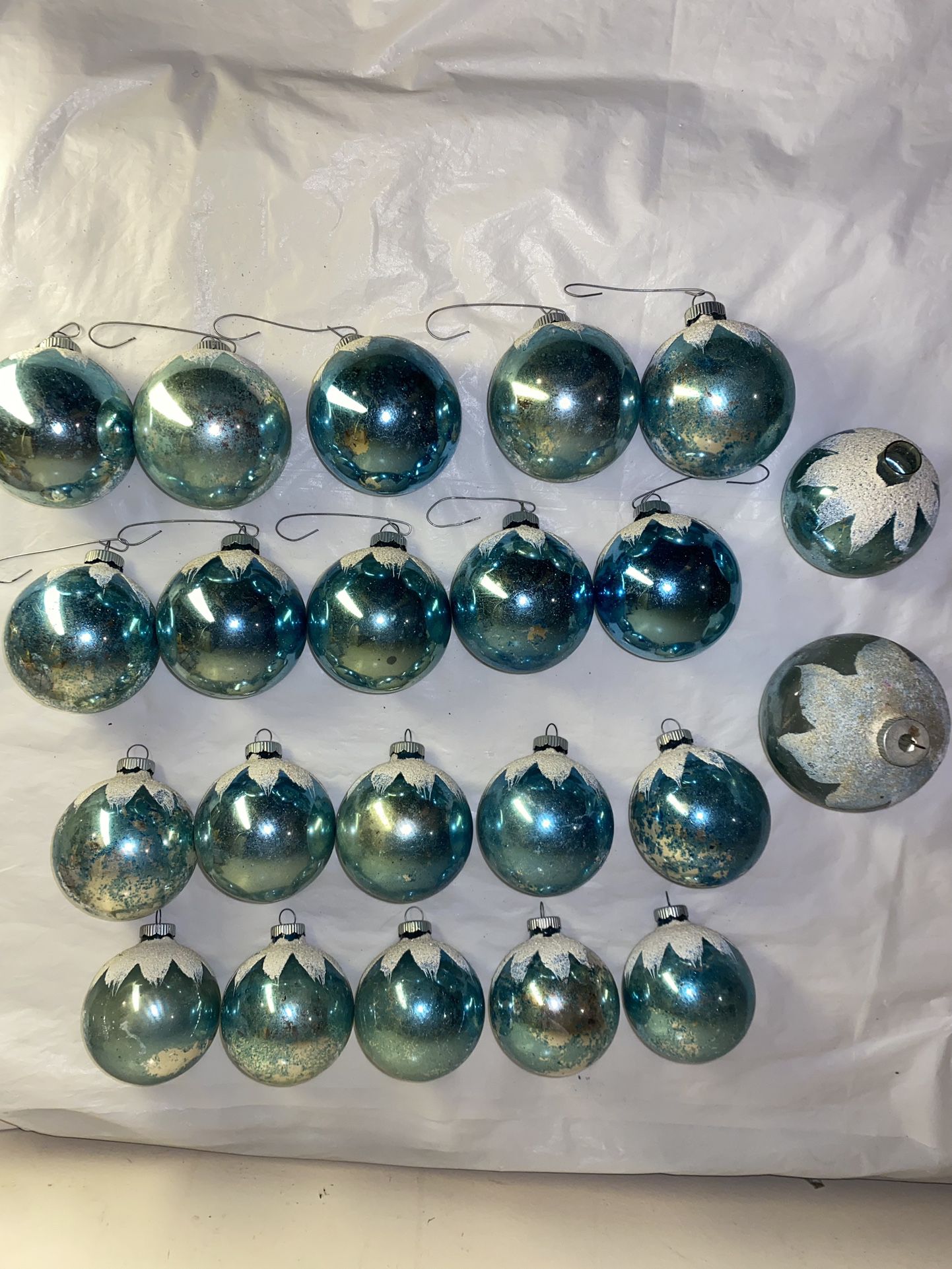 22 VTG Shiny Brite Mercury blown Glass  Christmas Ornament Mica Snowcap Blue