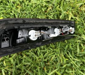 2016 GMC Sierra 2500HD OEM Tail Light – Excellent Condition