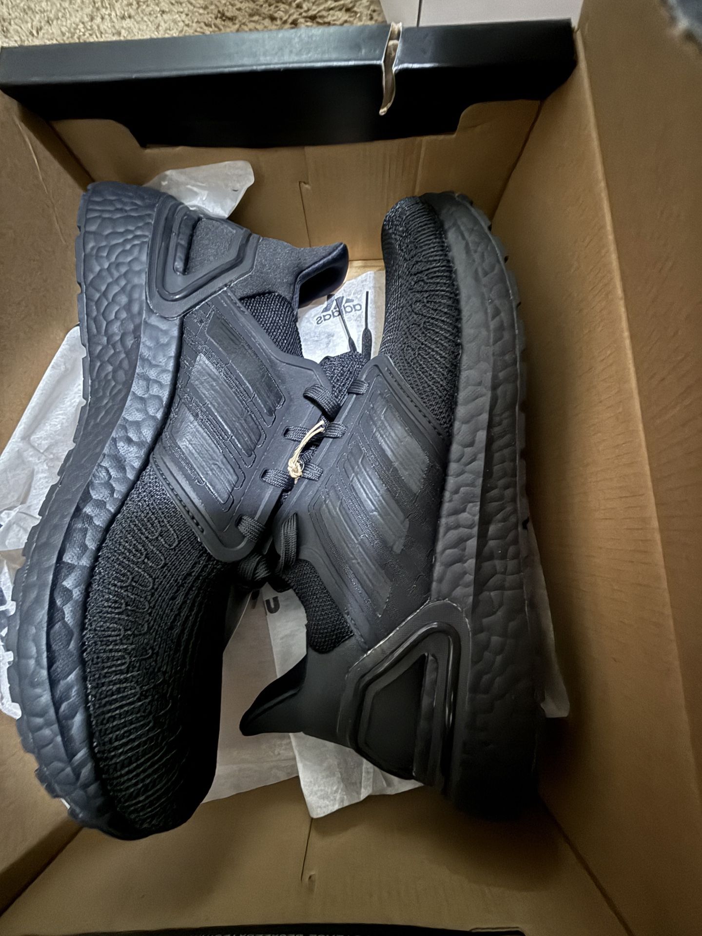 Adidas Ultraboost 8.5 $100 Deadstock