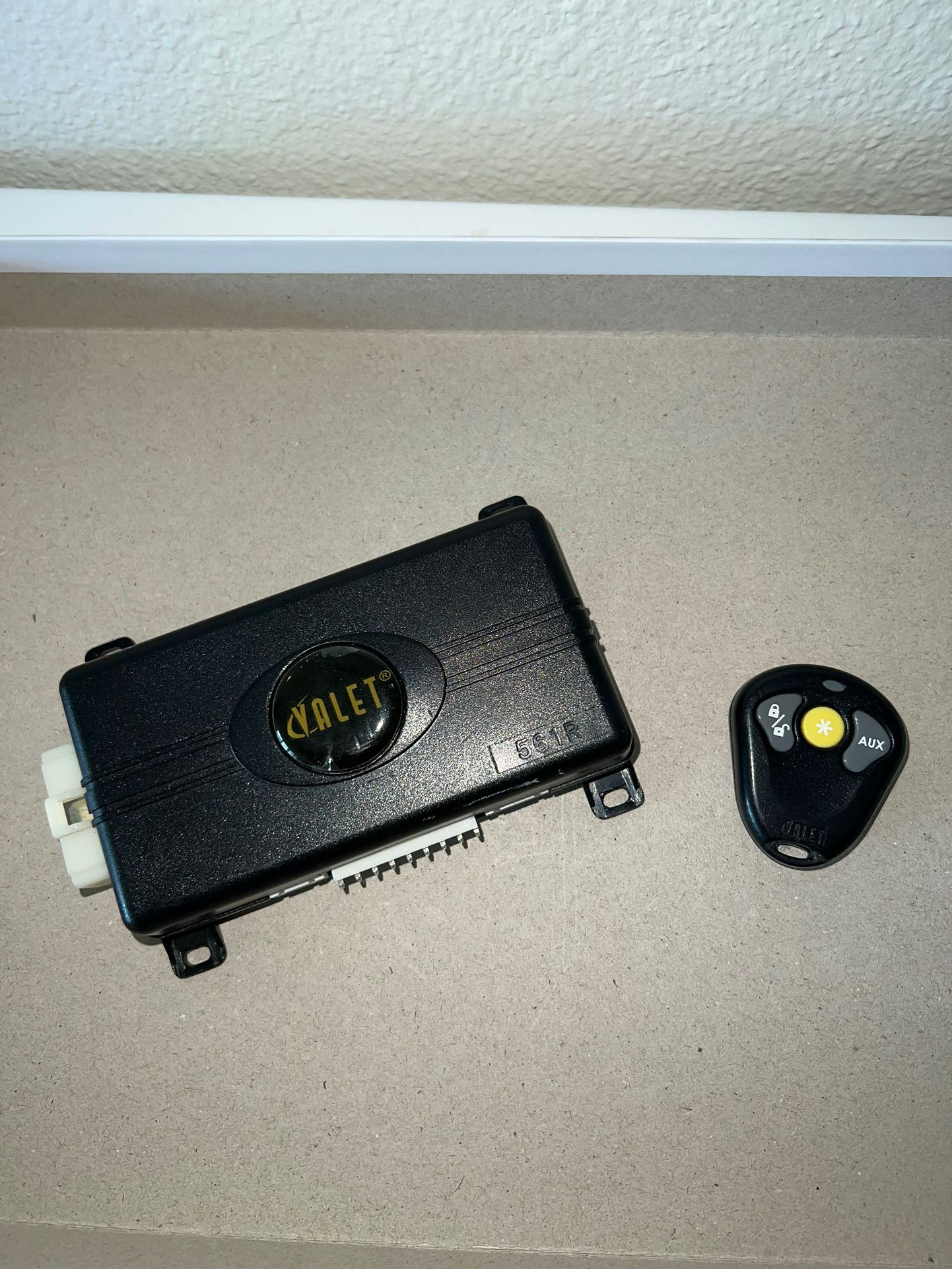 DEI 561R VALET REMOTE START/KEYLESS SYSTEM WITH 1 REMOTE