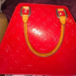 AUTHENTIC LUIS VUITTON VERNIS Mongram