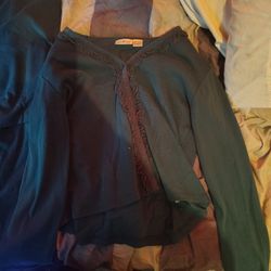 Woman's White Stag 4 Peice Outfit