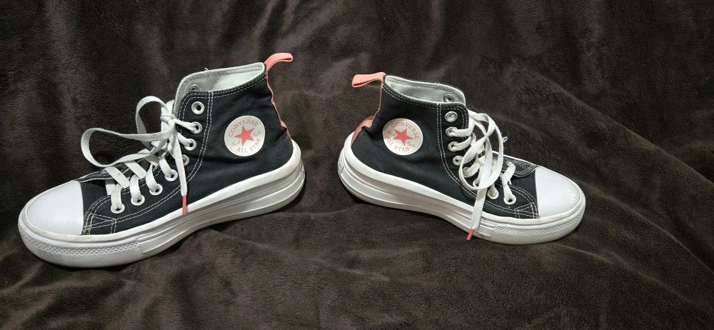 Converse Size 4