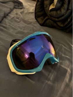 Oakley Crowbar Blue Iridium Polarized Ski/Snowboard Goggles