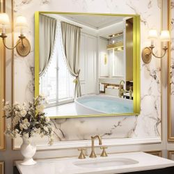 CIRCUMI-Gold-Bathroom-Mirror-