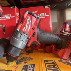 Milwaukee Hammer Drill 