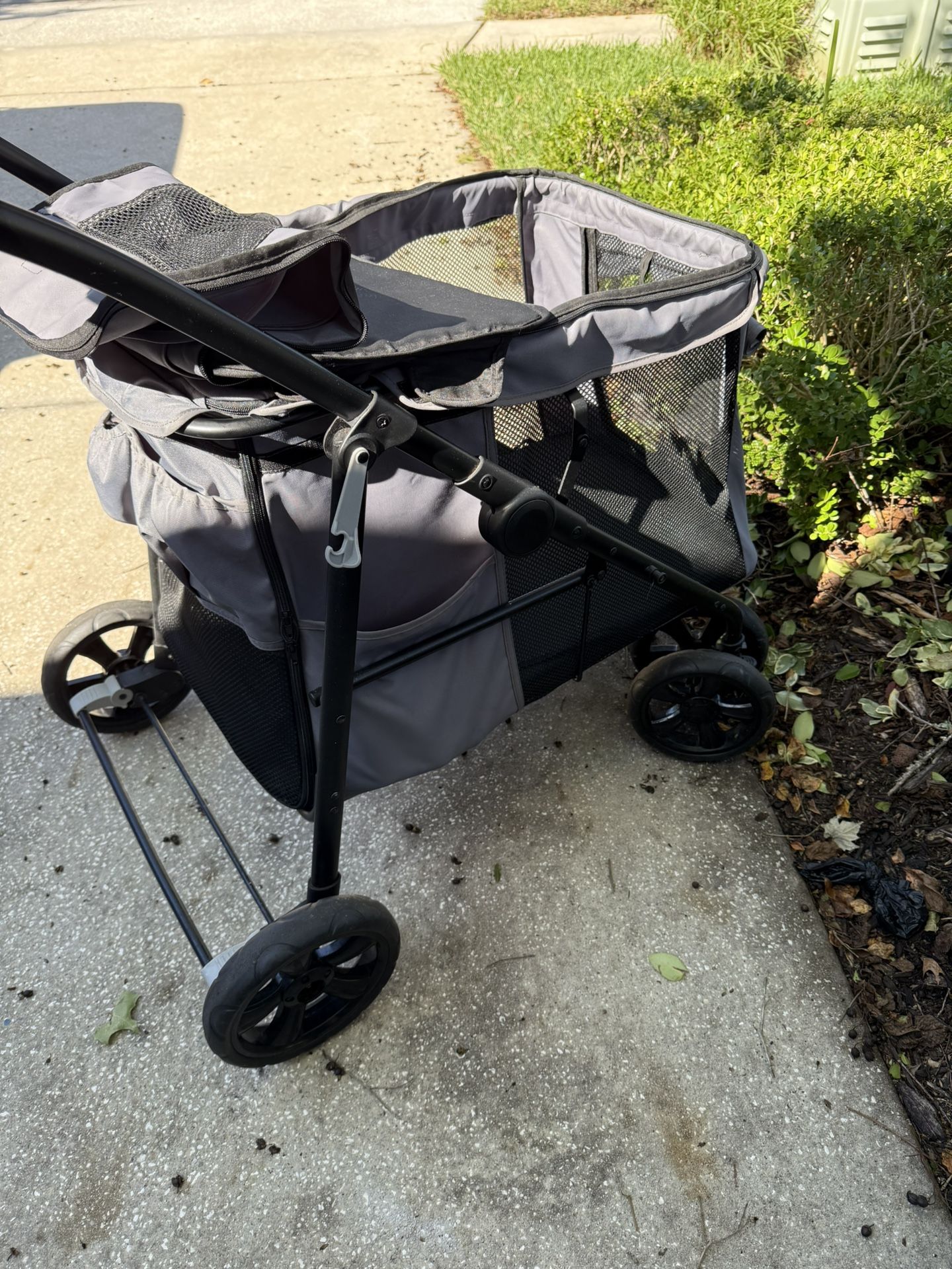 Pet Or Baby Carrier Only 6 Months Old