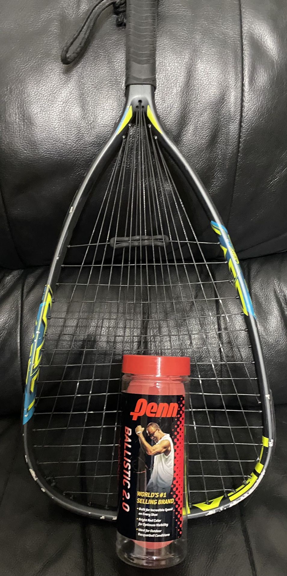 Raquetball Raquet With Balls
