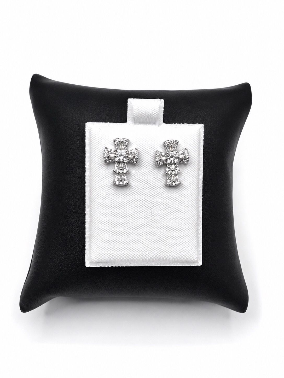 925 Sterling Silver1.50CT MOISSANITE Small Cross Stud Screw back Unisex Earrings