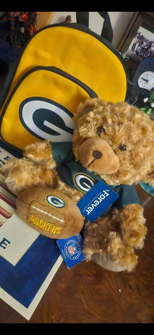 NFL, GREEN BAY PACKERS: CHILDS BACK PACK, TEDDY BEAR & MINI-FOOTBALL, FIRM.