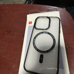 Iphone 15 Pro Magnetic Cover