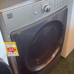 Nice gas driyer 3 months warranty