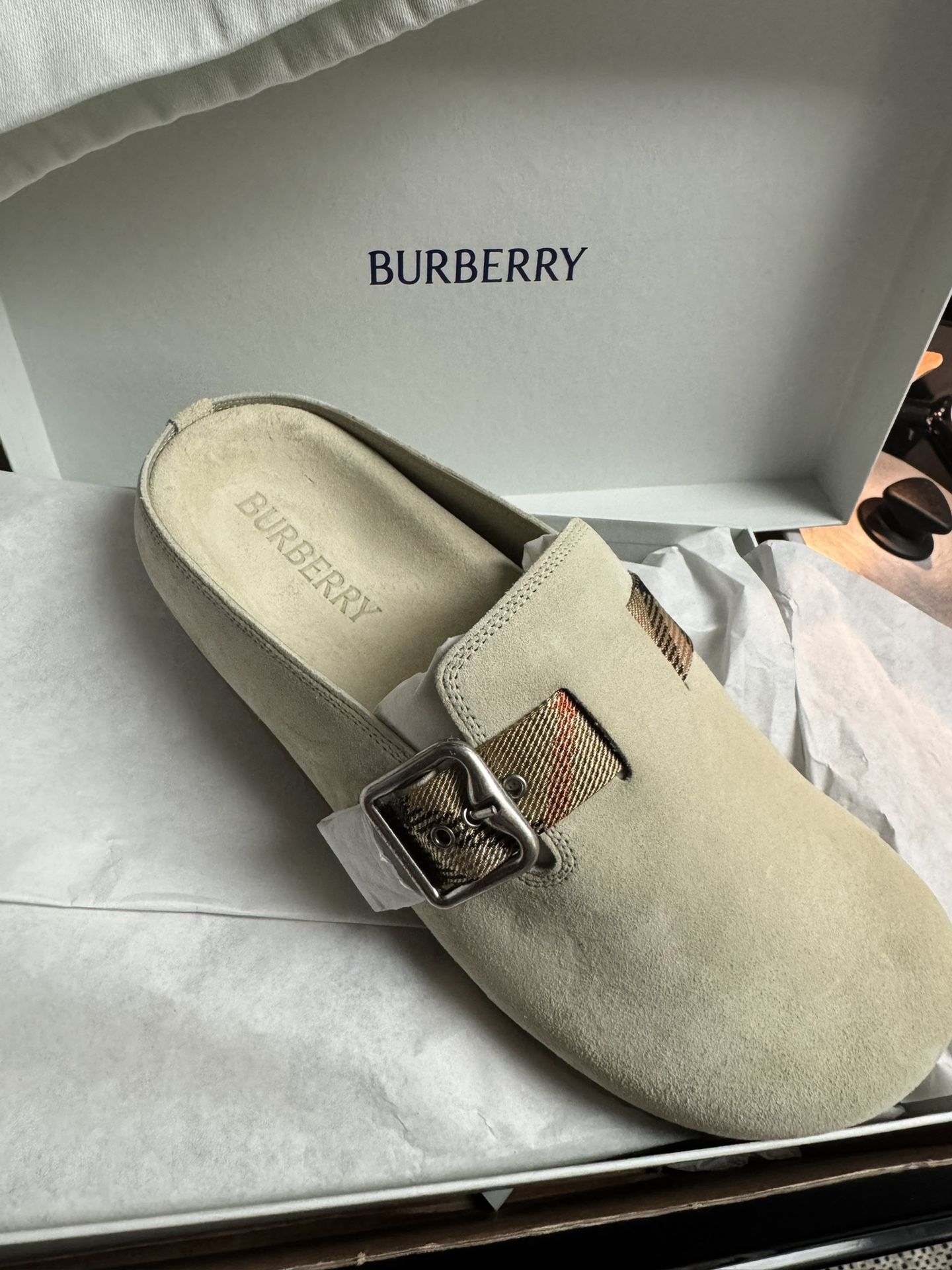 Burberry Clogs