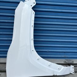 2019,2020,2021,2022,2023,2024,2025 Toyota Rav4 Fender/Guardafango Rh Passenger Oem,Original  Ask