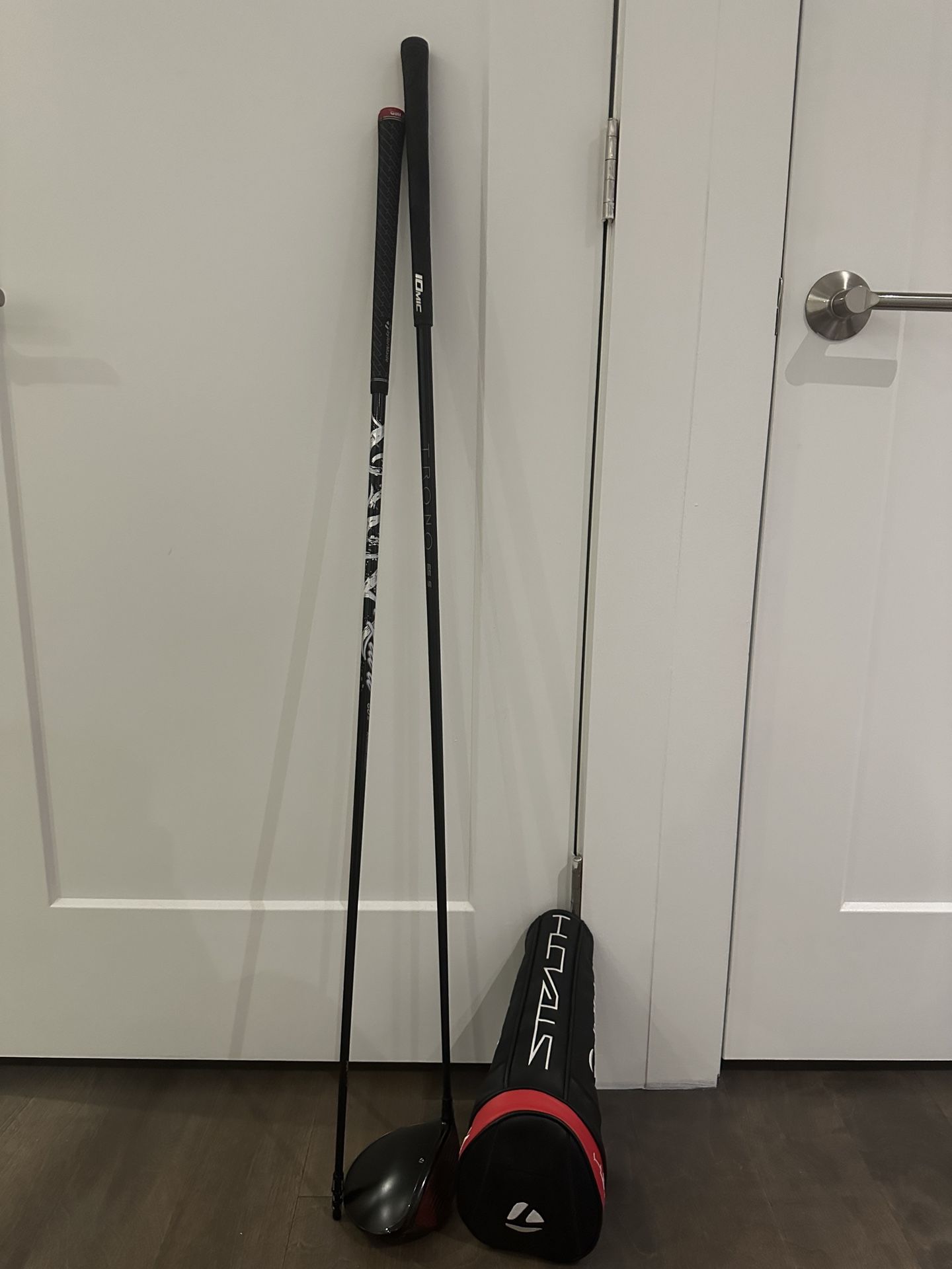 talyormade stealth plus driver 10.5 rh La golf shaft 