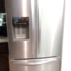 Whirlpool refrigerator french Door
