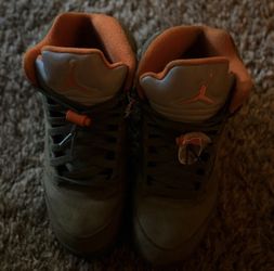 Jordan 5’s olive green
