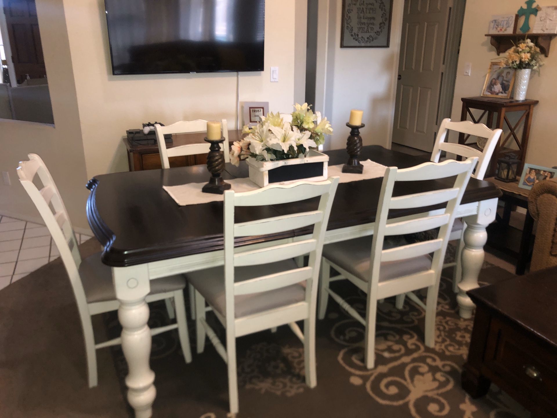 Dining table dinner table kitchen table 6 six chairs solid wood cream off white distressed farmhouse