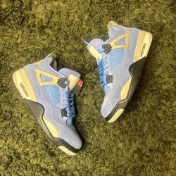 Air Jordan 4 Retro University Blue