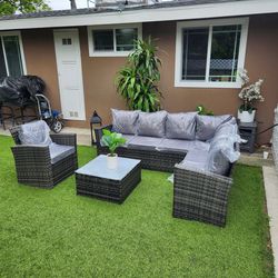 New Patio Set/ Outdoor Furniture/ Sectional/ Conversation Set