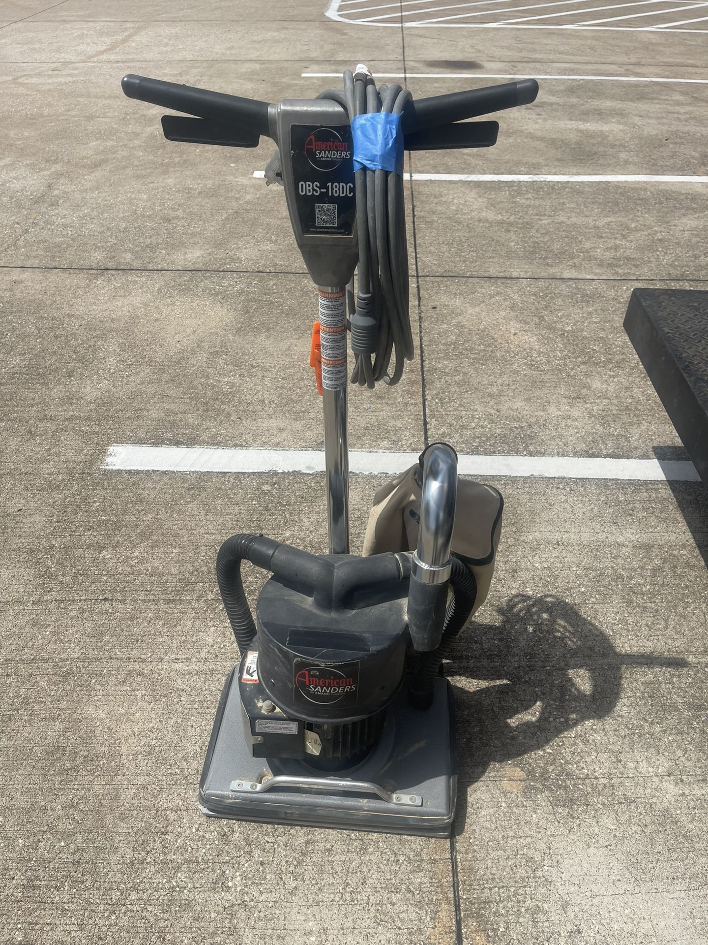 American Sanders OBS-18DC Orbital Sander w/Dust Control